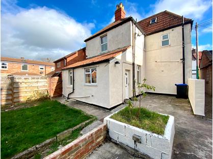 2 Bed Flat, Harford Street, BA14