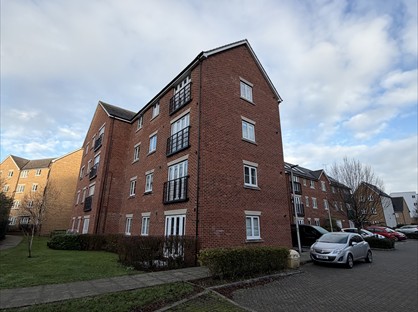 2 Bed Flat, Sealand Drive, ME2
