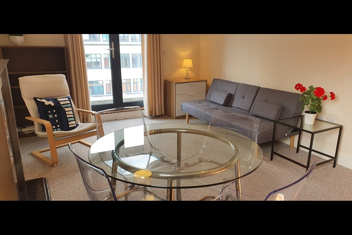 2 Bed Flat, Charles Street, BS1
