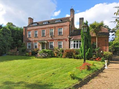 6 Bed Detached House, London Road, SM6