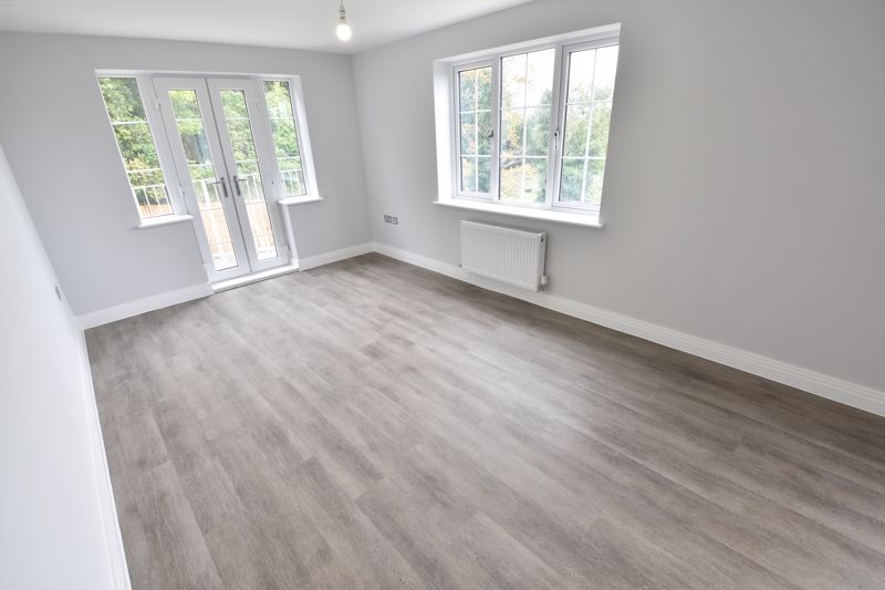 Luton 1 Bed Flat, Crawley Green Road, LU2 To Rent Now for £1,100.00 p/m