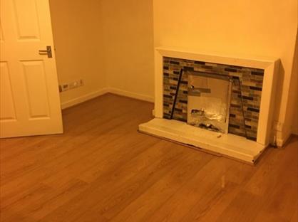 1 Bed Flat, High Street, CM4