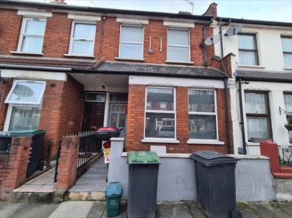 4 Bed Detached House, Cissbury Road, N15