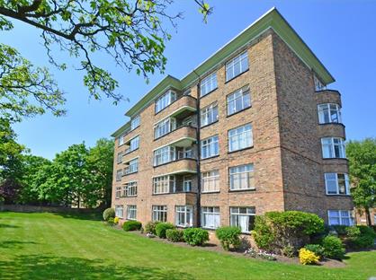 1 Bed Flat, Lee Terrace, SE3