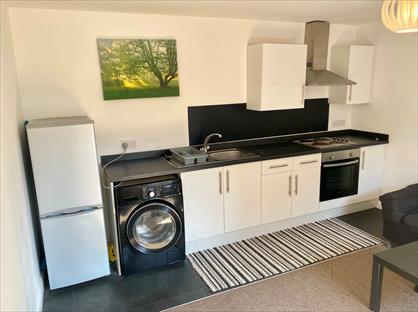 1 Bed Flat, Market Place, NG20