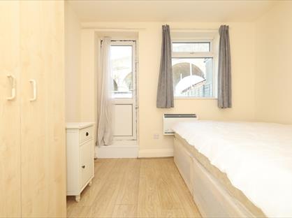 1 Bed Flat, Elmcroft Crescent, NW11