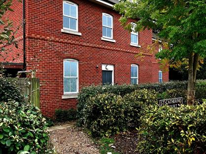 3 Bed Flat, St. Catherines Court, SO23