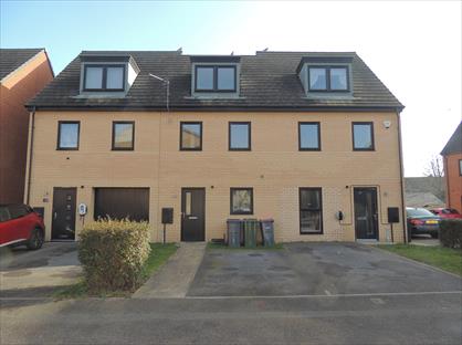 3 Bed Terraced House, Stables Way, S63