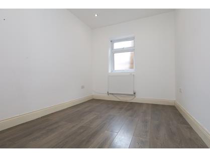 2 Bed Flat, Hendon Way, NW2