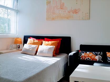 Studio Flat, Comberton Rd, DY10