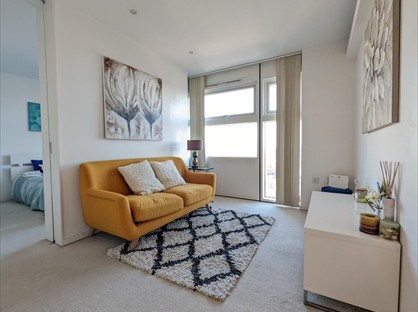 1 Bed Flat, The Cube West, B1