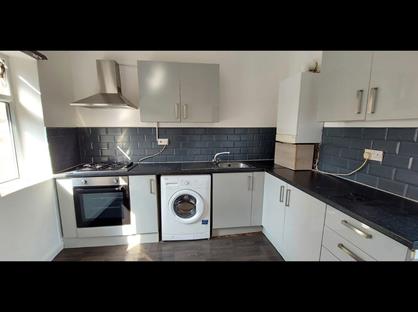 2 Bed Flat, Hardman Lane, M35