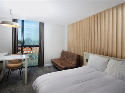 Studio Flat, Craven House, SK11