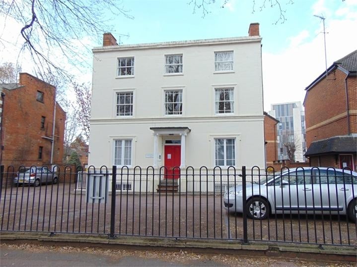 1 Bed Flat, Gullane Court, RG1