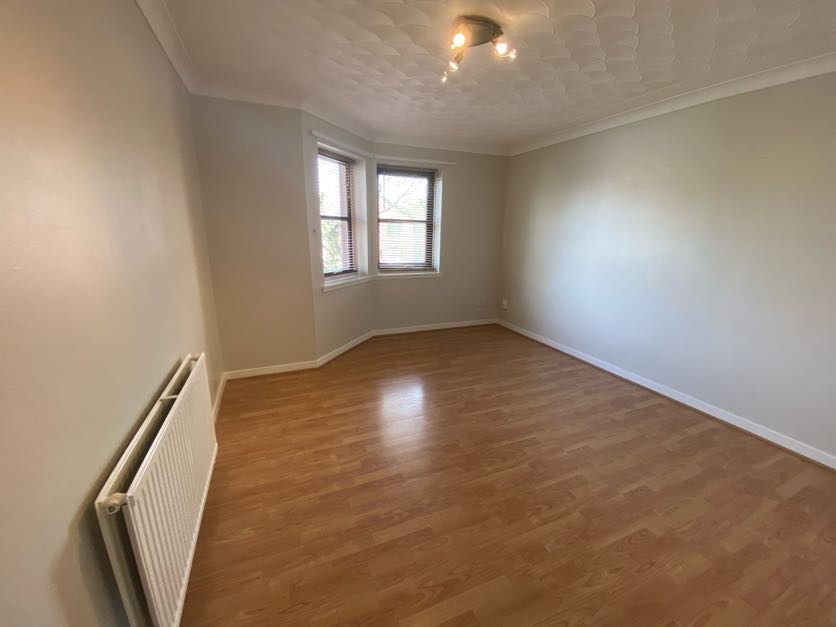 Clydebank 1 Bed Flat, Bon Accord Square, G81 To Rent Now for £550.