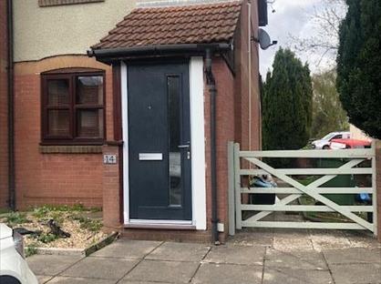 2 Bed Terraced House, Waterloo Court, NP4