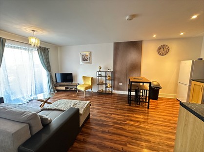 1 Bed Flat, Centro West, DE1