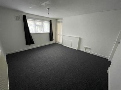 1 Bed Flat, Tartan House, E14