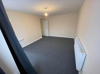 Studio Flat, Teviot, E14