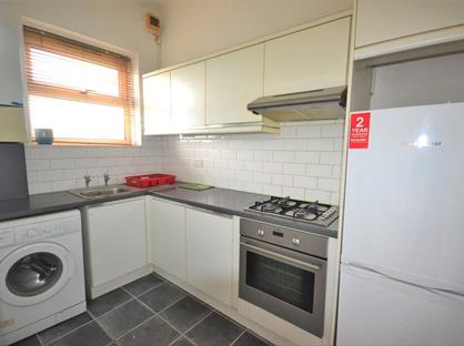 1 Bed Flat, Wellesley Road, CR0