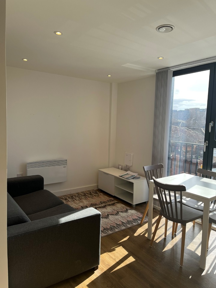 Liverpool Studio Flat, Lydia Ann Street, L1 To Rent Now for £700.00 p/m