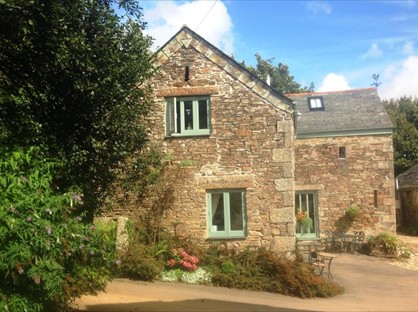 2 Bed Flat, Looedown, PL14