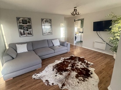 2 Bed Flat, North Street, DY5