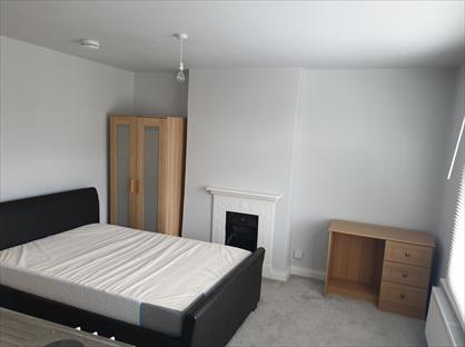 Studio Flat, London Road, HP8