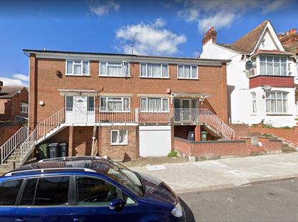 Room in a Shared House, Broxholm Road, SE27