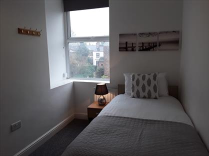 Room in a Shared Flat, The Queens, DN22