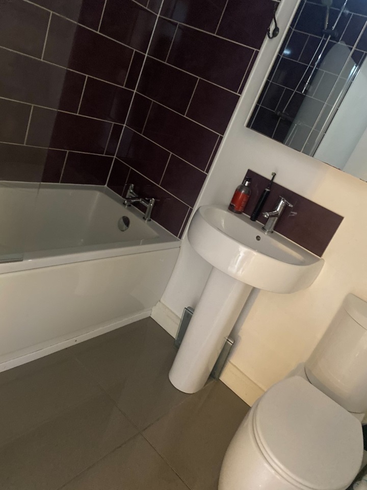 Glasgow 2 Bed Flat, Shettleston Road, G32 To Rent Now for £925.00 p/m