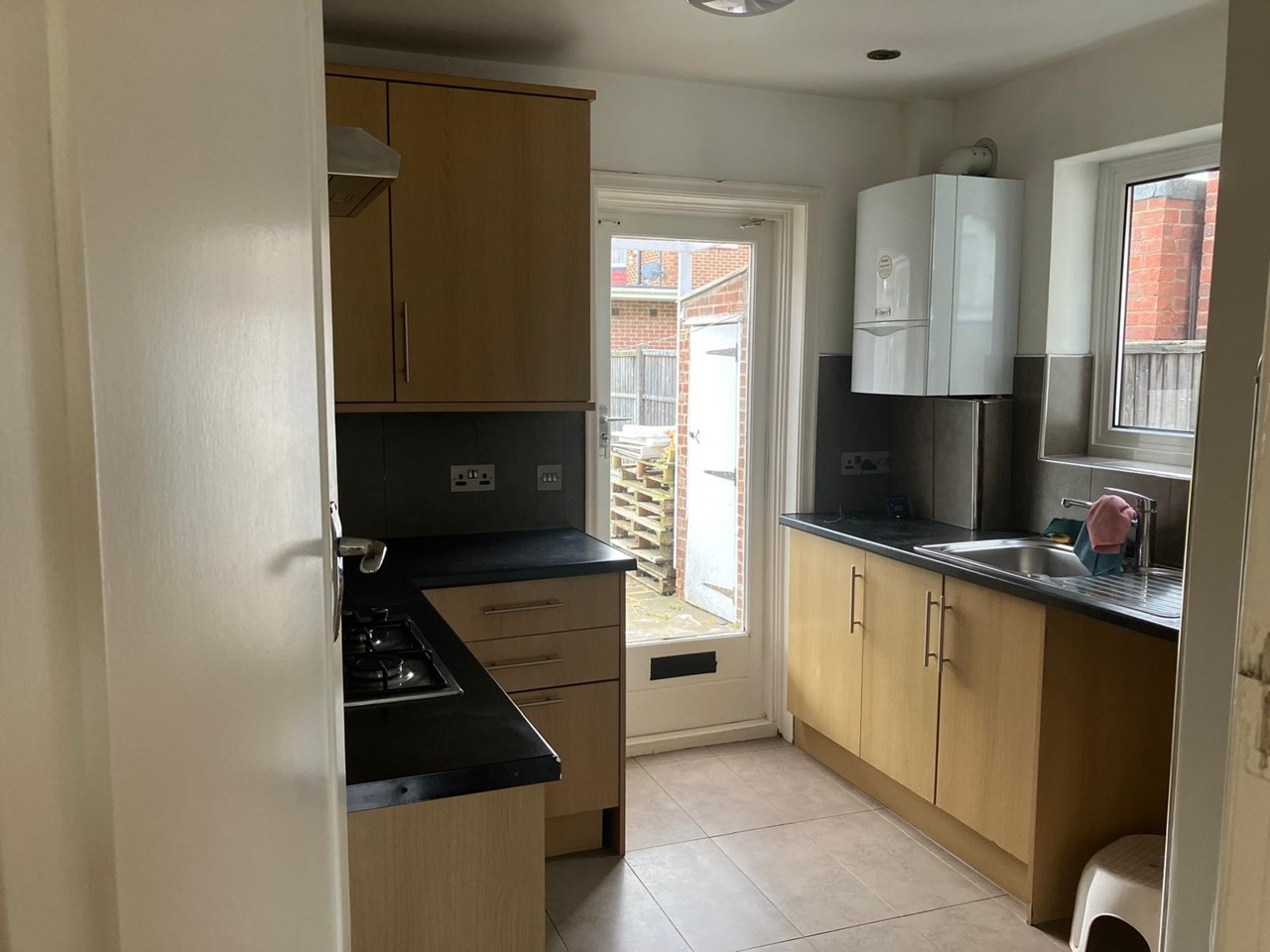 Stanmore 4 Bed SemiDetached House, Crowshott Avenue, HA7 To Rent