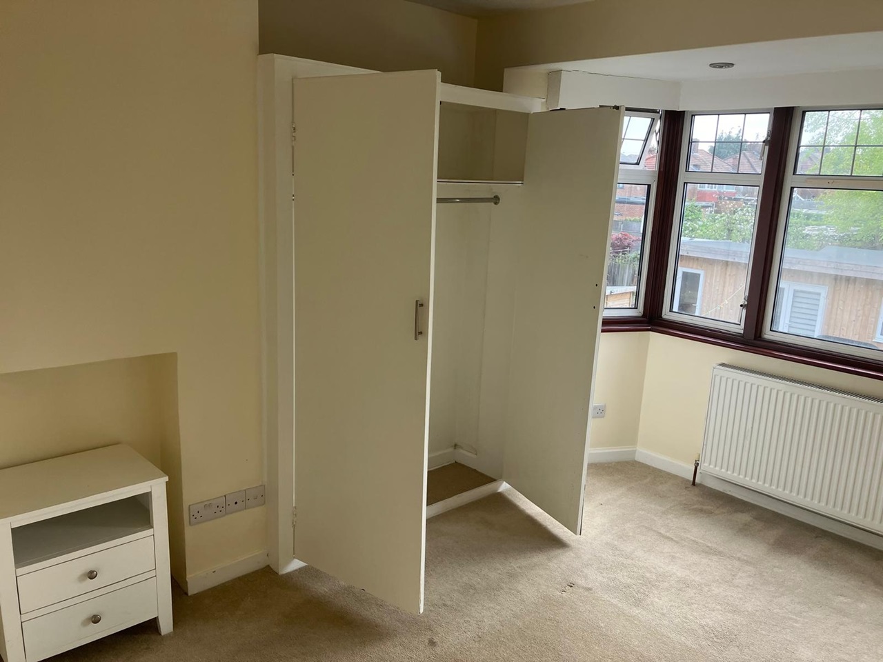 Stanmore 4 Bed SemiDetached House, Crowshott Avenue, HA7 To Rent