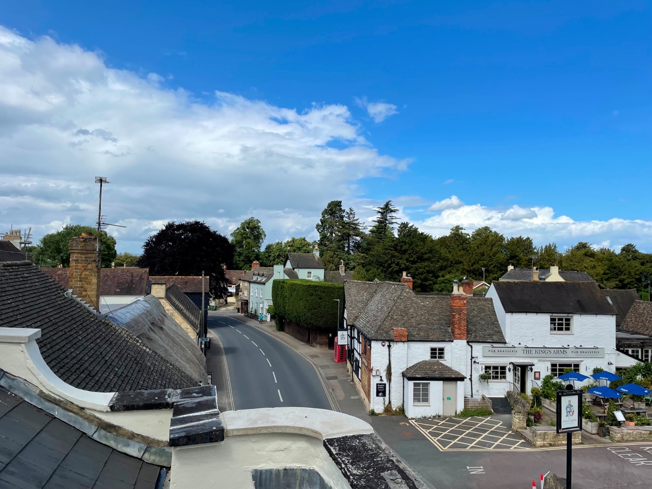 Cheltenham 2 Bed Flat, Prestbury, GL52 To Rent Now for £1,175.00 p/m