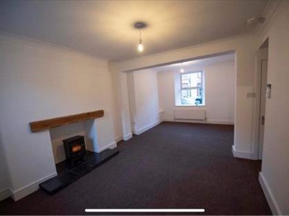 3 Bed Terraced House, Marine Street, NP23