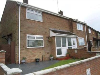 2 Bed Semi-Detached House, Sidmouth Walk, NN18