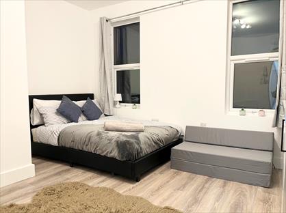 Studio Flat, Star Lane, BR5
