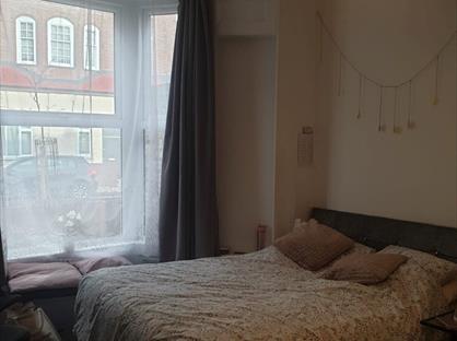 Room in a Shared House, Bodney Road, E8