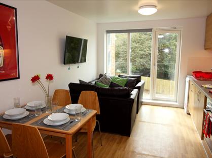 5 Bed Flat, Mulberry Court, SO14