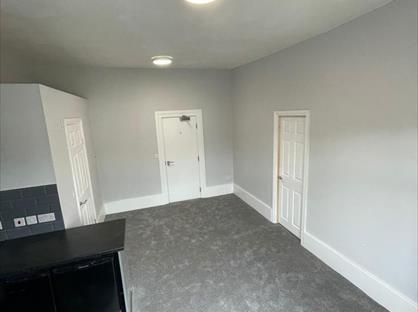 1 Bed Flat, Osbaldeston Road, N16