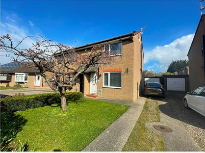 2 Bed Semi-Detached House, St. Quintins Close, HU9