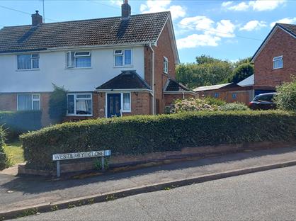 3 Bed Semi-Detached House, Westerby Close, LE18