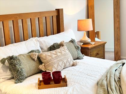 1 Bed Flat, The Levels, CB2