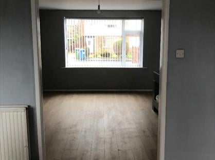 3 Bed Semi-Detached House, Zurich Gardens, SK7