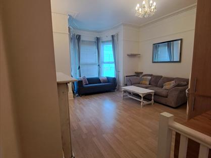 1 Bed Flat, Alhambra Road, PO4