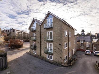 2 Bed Penthouse, The Green, BD16
