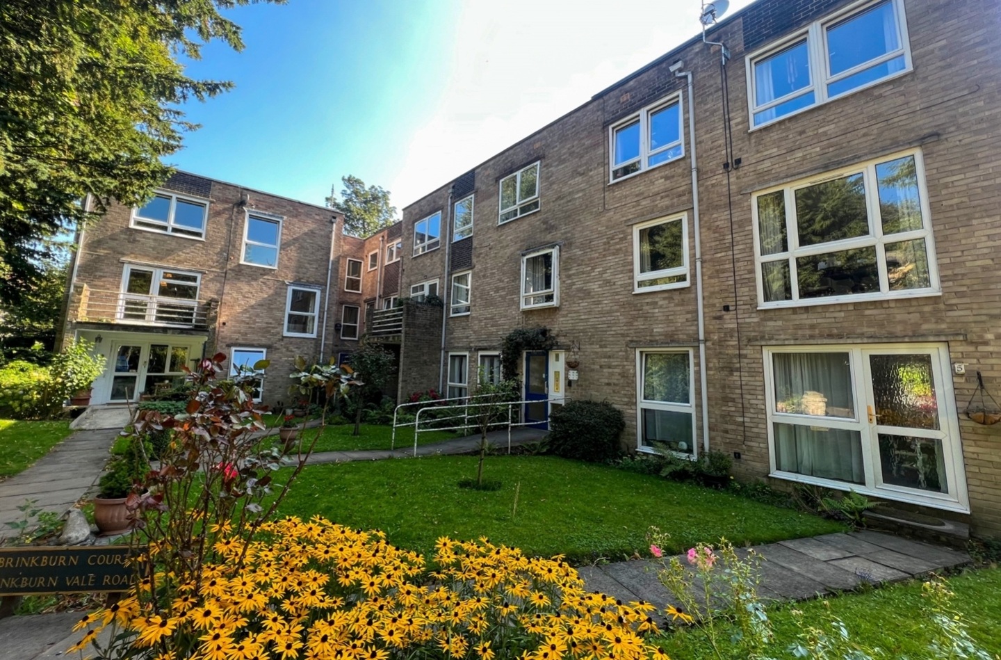 Additional image 6 of 2 Bed Flat, Brinkburn Vale Road, S17, N1 7GU