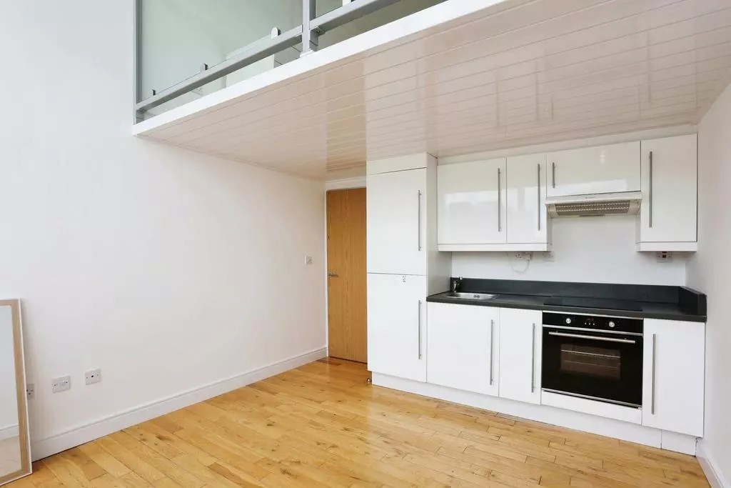 1 Bed Flat, The Exchange, LE1 photo 4