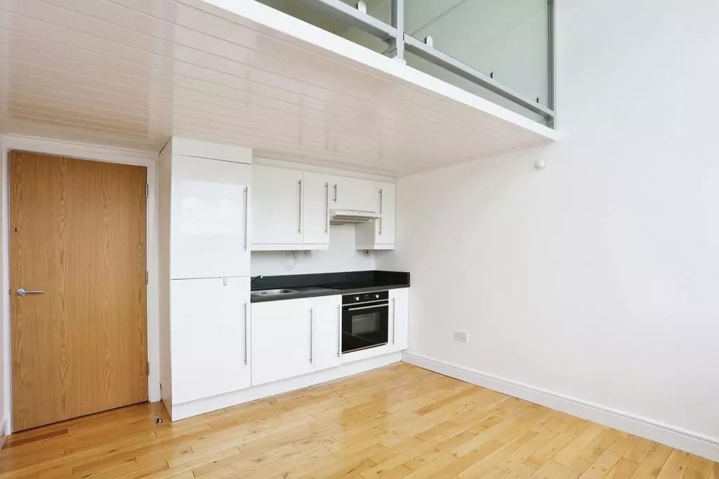 1 Bed Flat, The Exchange, LE1 photo 5