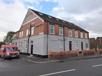 Studio Flat, Southmoor Road, WF9